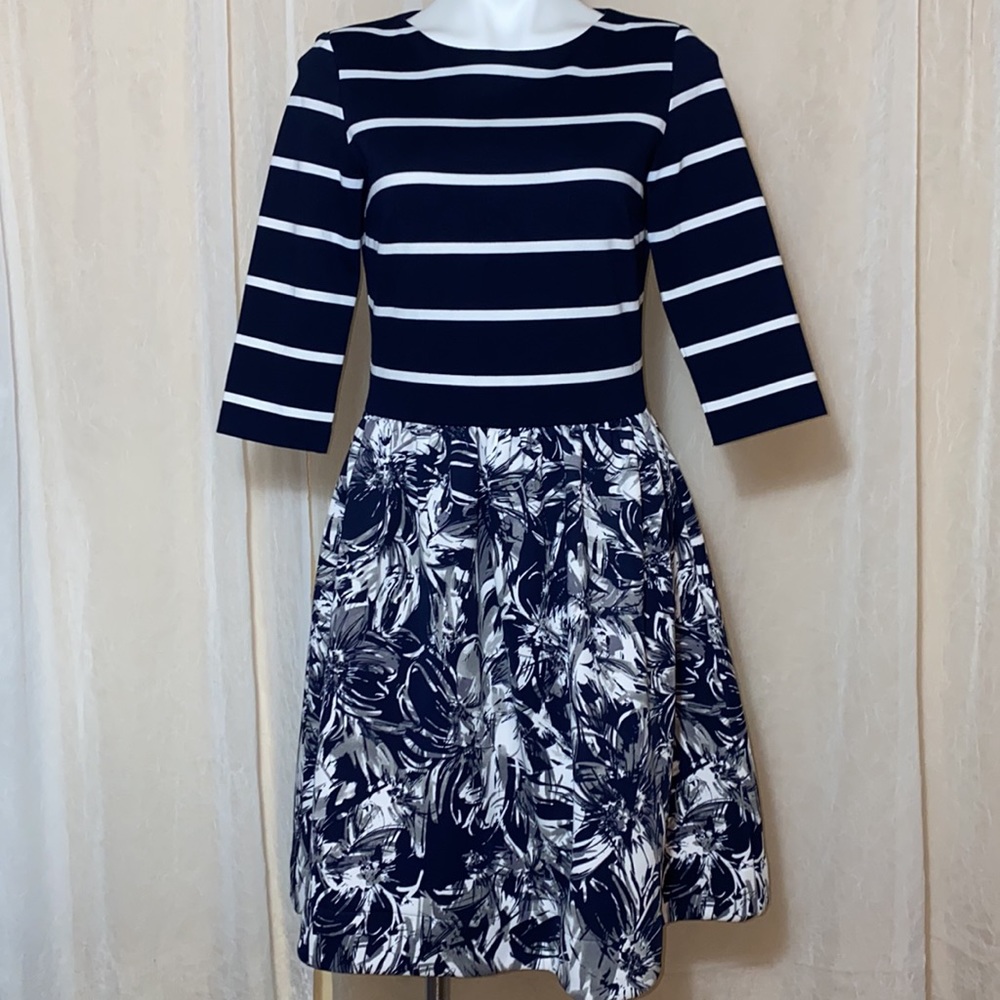 Established 1962 dark blue dress - Picture 2 of 6